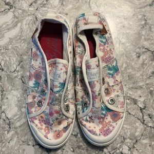 Blowfish Malibu Kids, Slip On Shoe, Floral, Raw Edge, Size 3